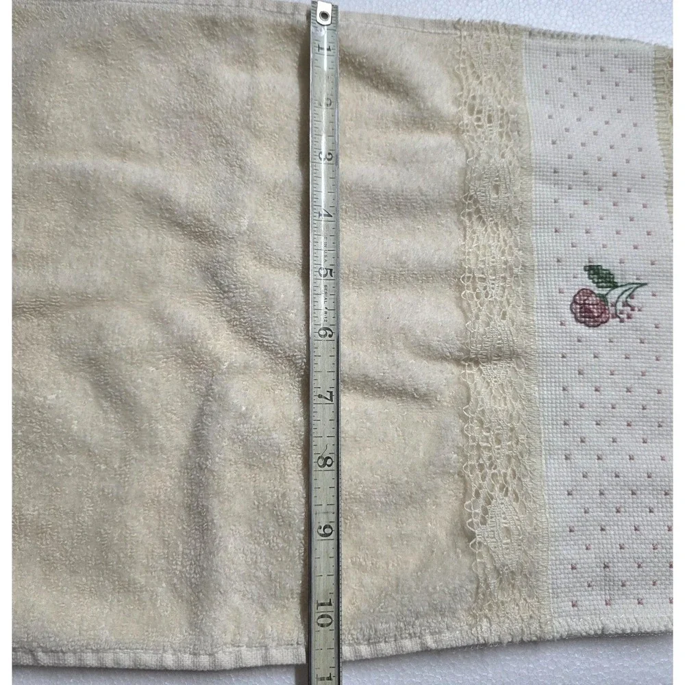 Vtg Cannon Embroidered Floral Hand Towel Beige Cotton Lace Rose 18x11 Decor
